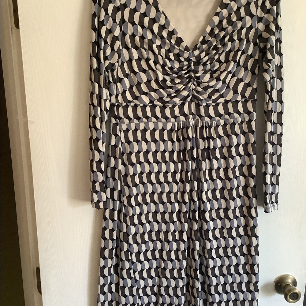 Women's Black, Gray and Cream Geometric Long Sleeve Dress